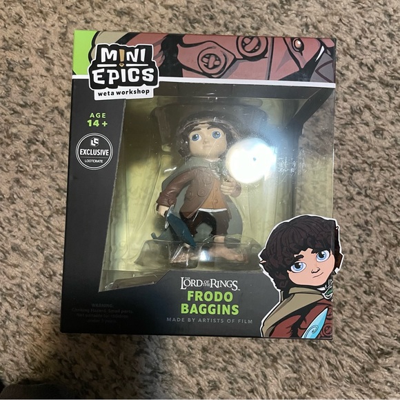 Frodo Baggins Epic Mini Collectible Figure - Picture 1 of 8